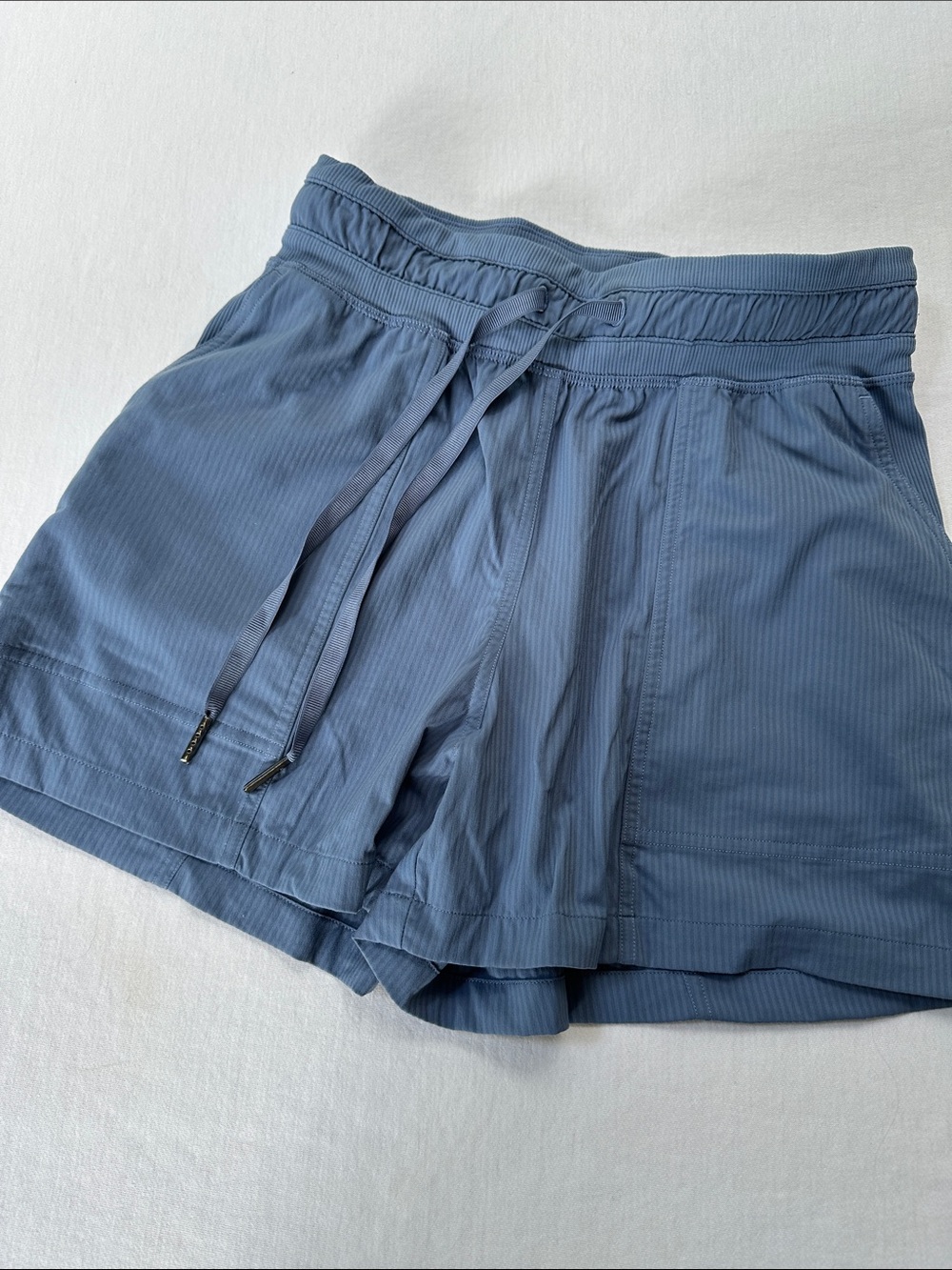 lululemon athletica Ribbed Light Blue Active Shorts size 2